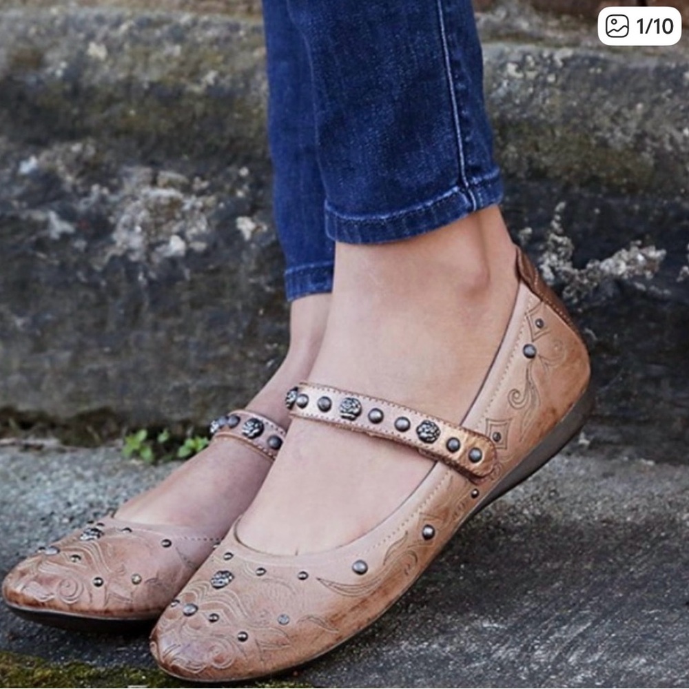 OTBT Gamine 2 Mary Jane Ballet Flat